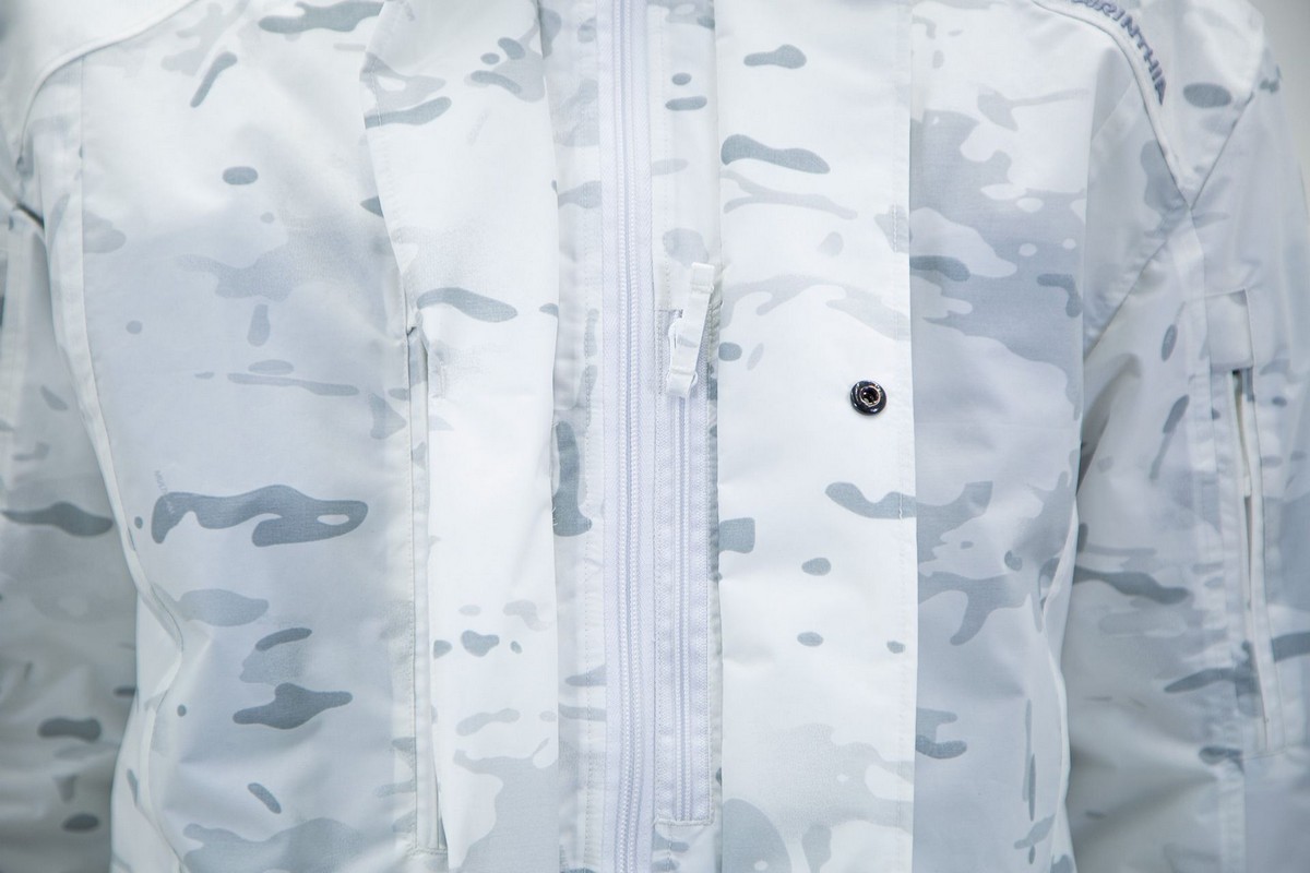 carinthia-kurtka-ecig-4.0-alpine-multicam-zamek